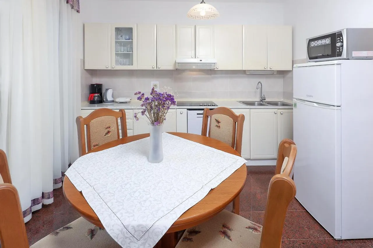Jadranovo Dunja Apartment 0*,  Croatia