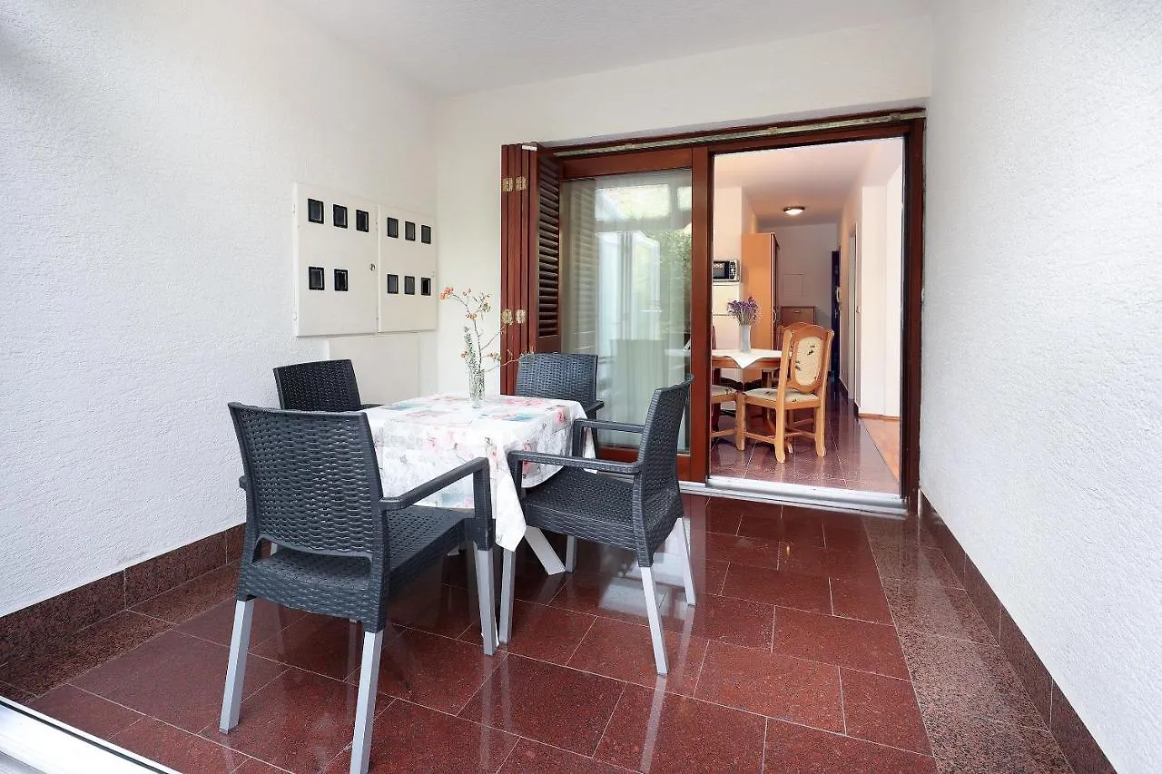 Jadranovo Dunja Apartment