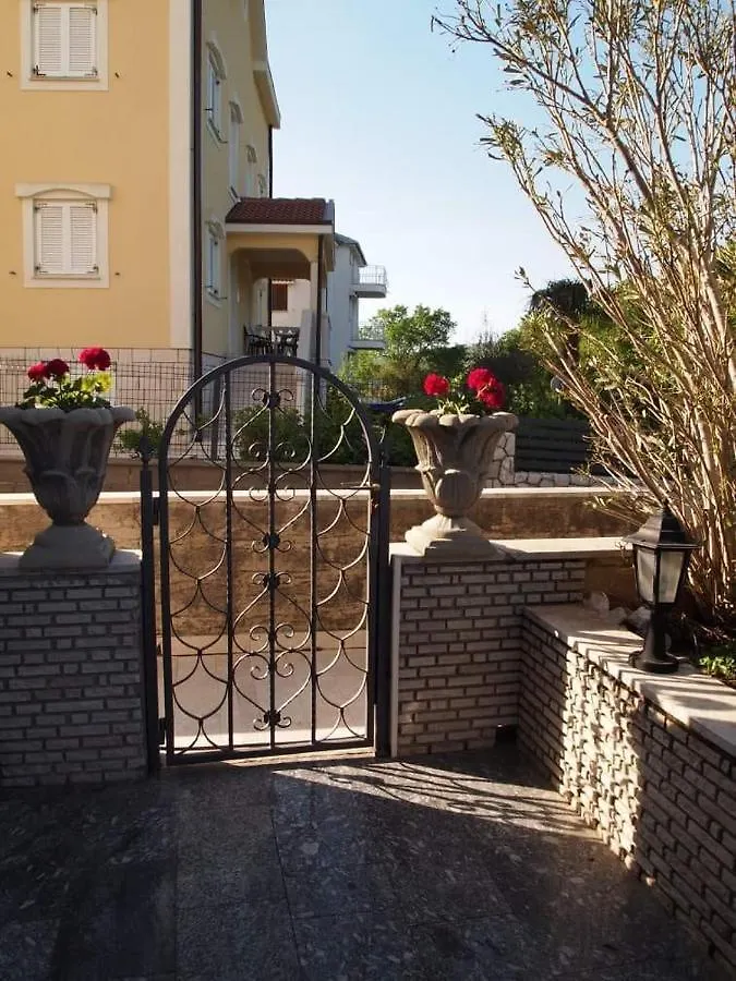 Appartamento Jadranovo Dunja