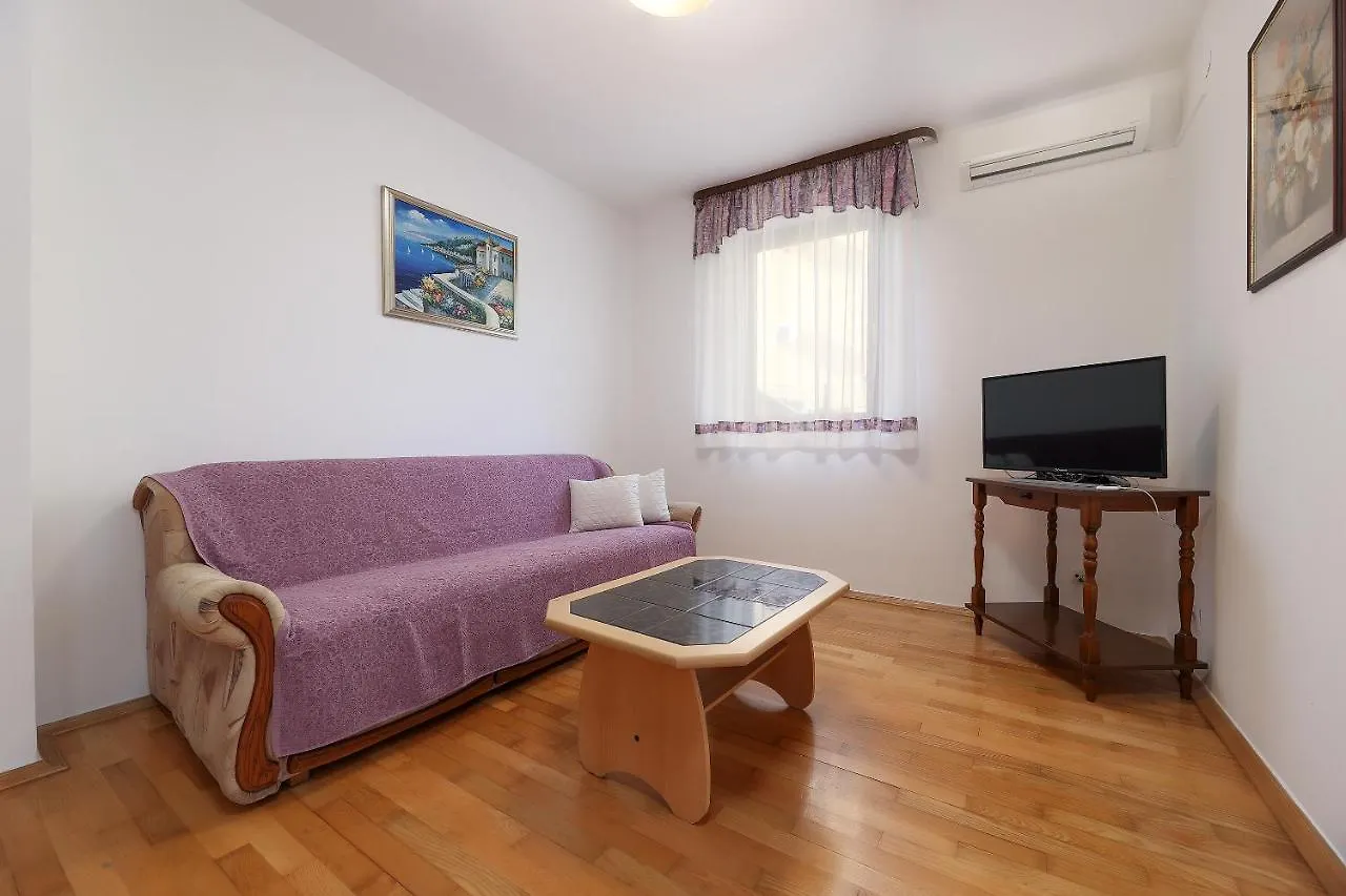 Appartamento Jadranovo Dunja